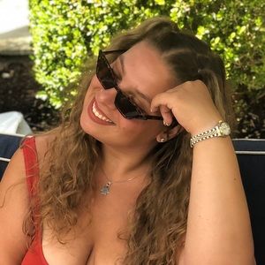 Meet your Posher, Magna